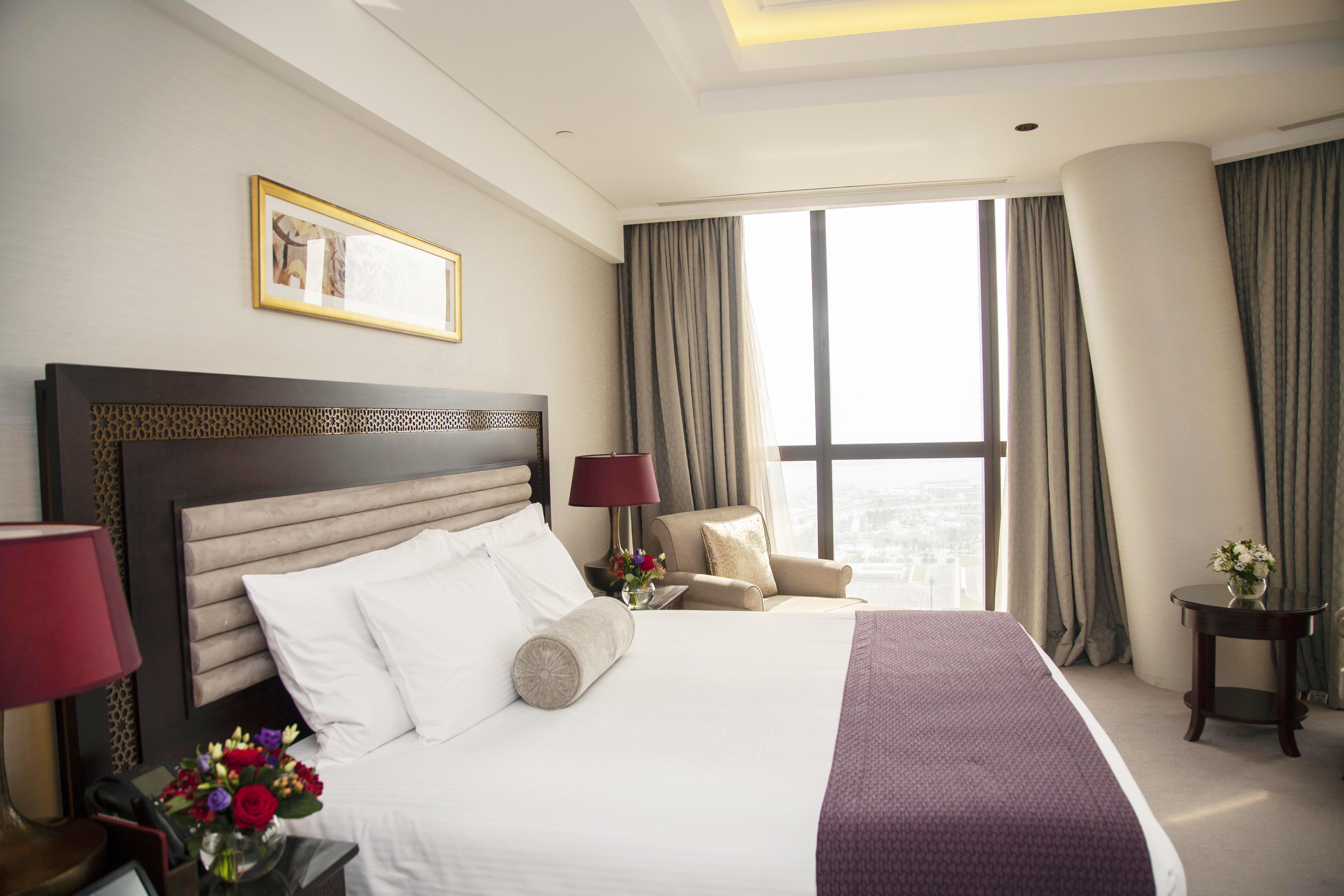Bab Al Qasr Hotel Abu Dhabi Esterno foto A bedroom at the hotel