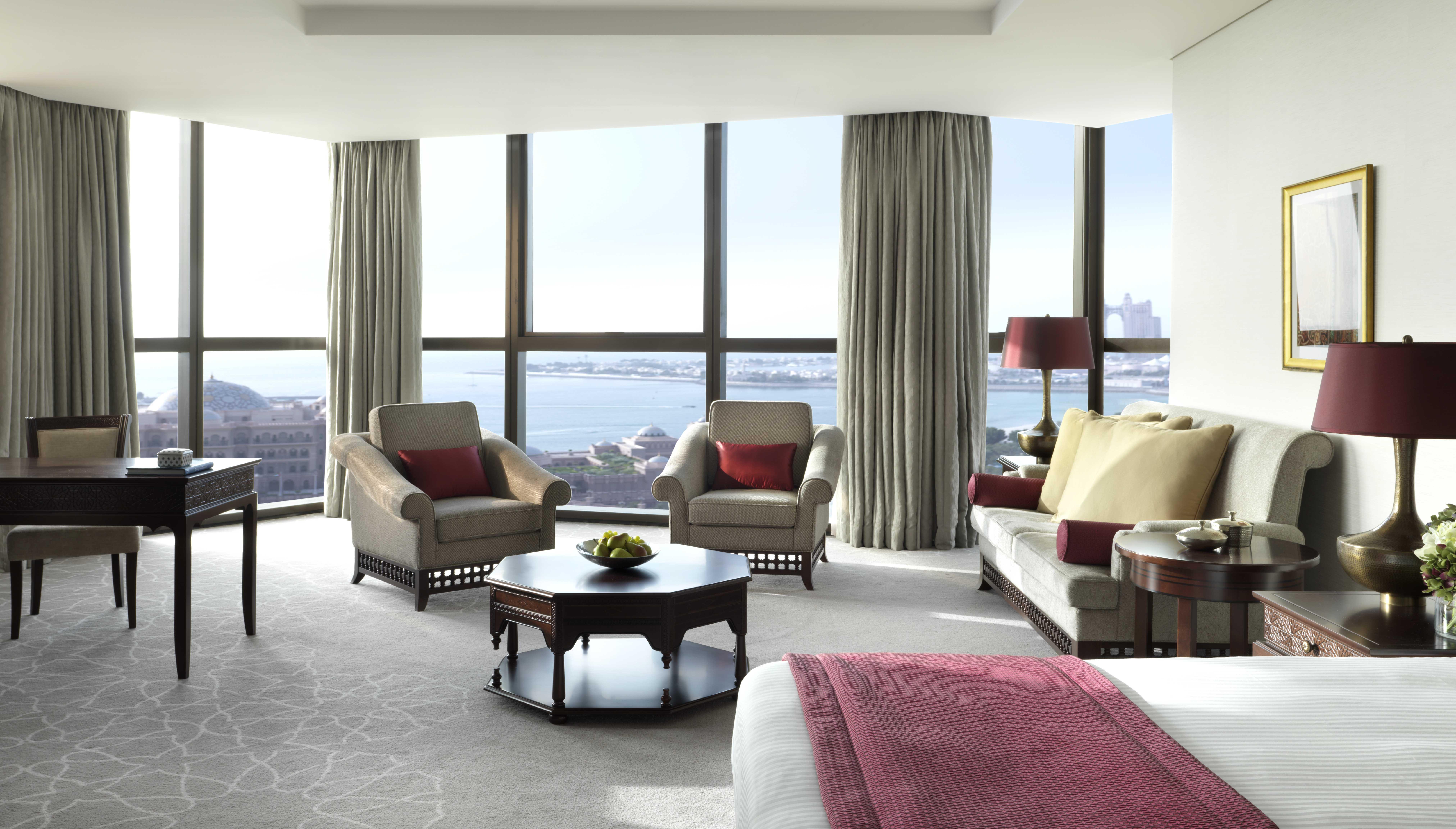 Bab Al Qasr Hotel Abu Dhabi Esterno foto A suite at the Jumeirah Emirates Towers Hotel
