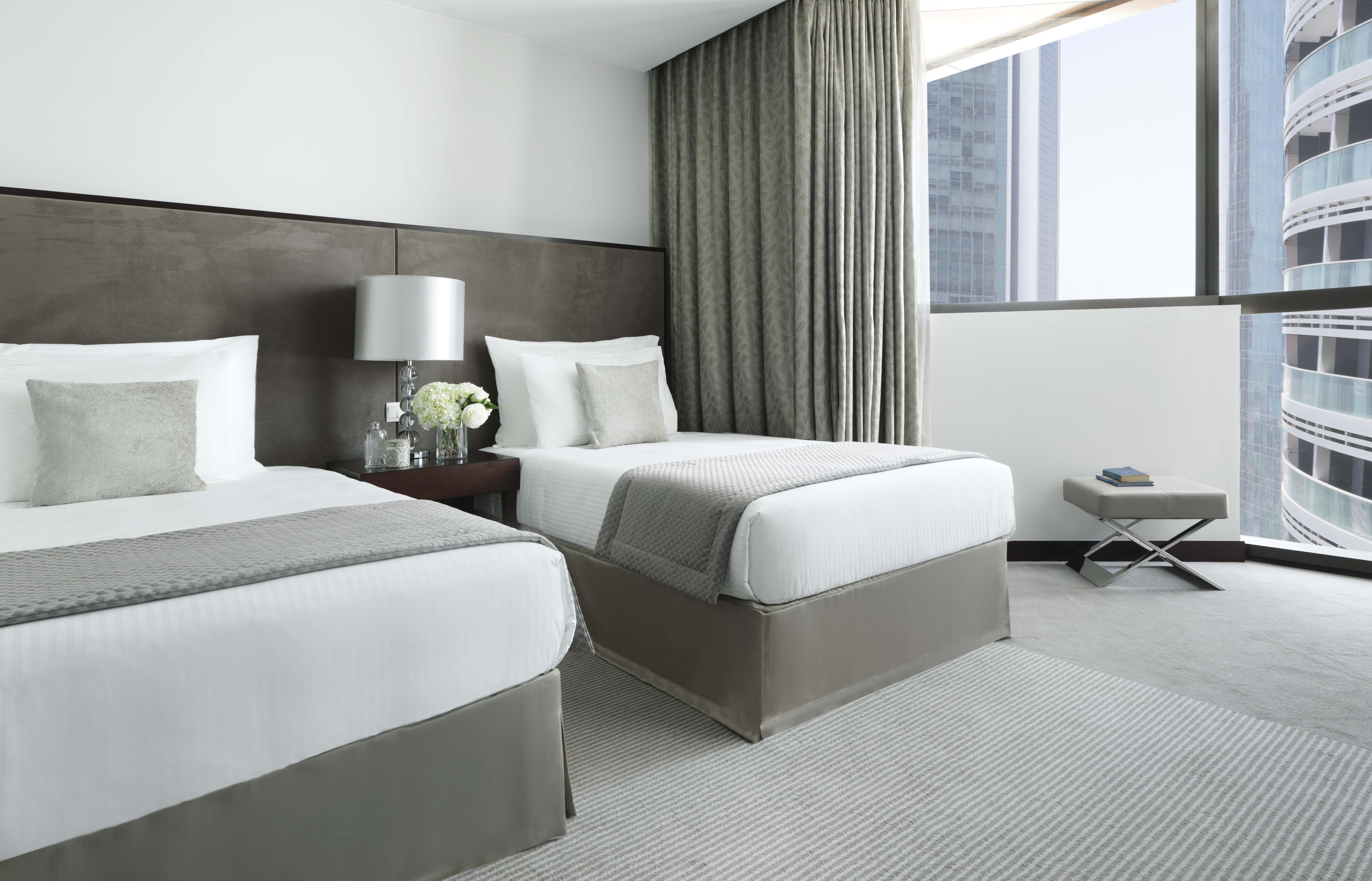 Bab Al Qasr Hotel Abu Dhabi Esterno foto A guest room at the Four Seasons Hotel