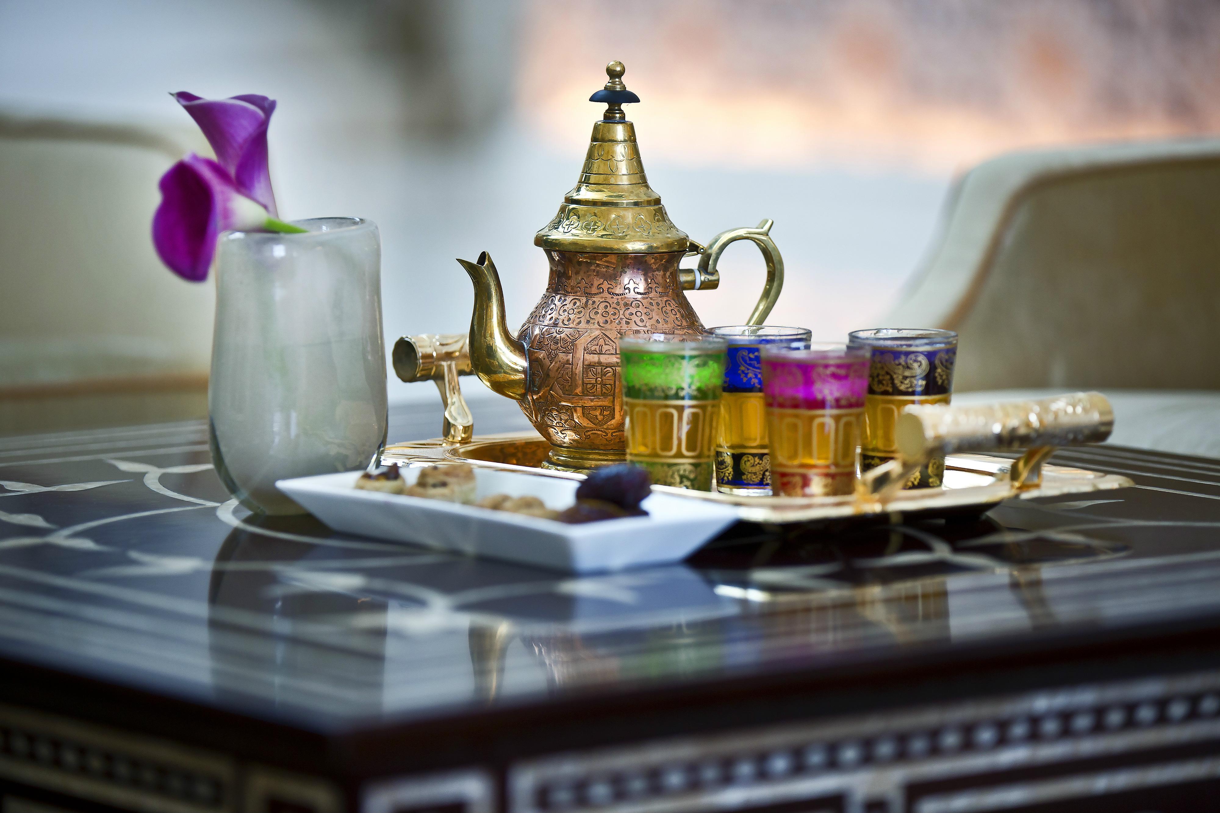 Bab Al Qasr Hotel Abu Dhabi Esterno foto Moroccan tea