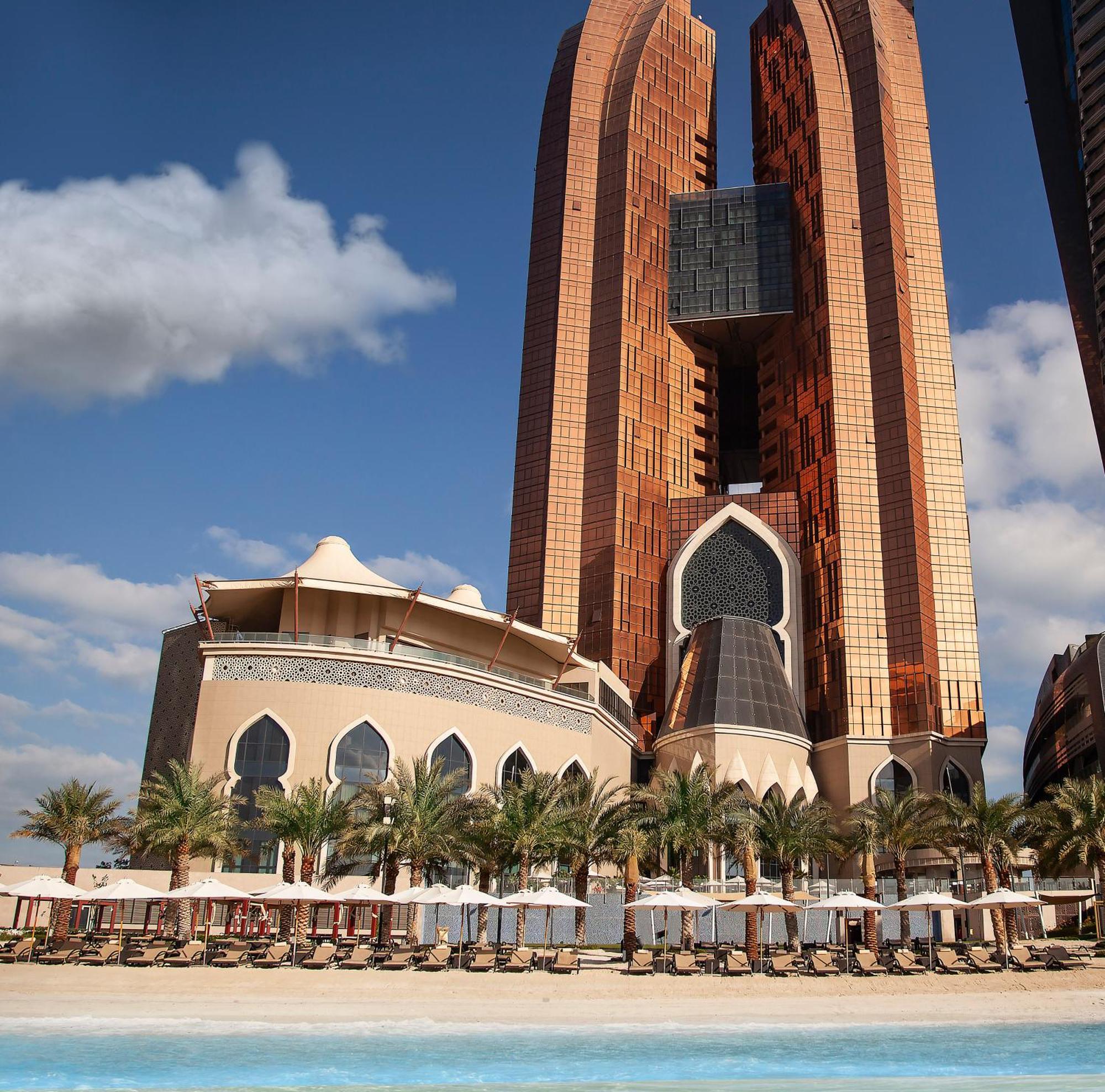 Bab Al Qasr Hotel Abu Dhabi Esterno foto The Jumeirah Emirates Towers Hotel