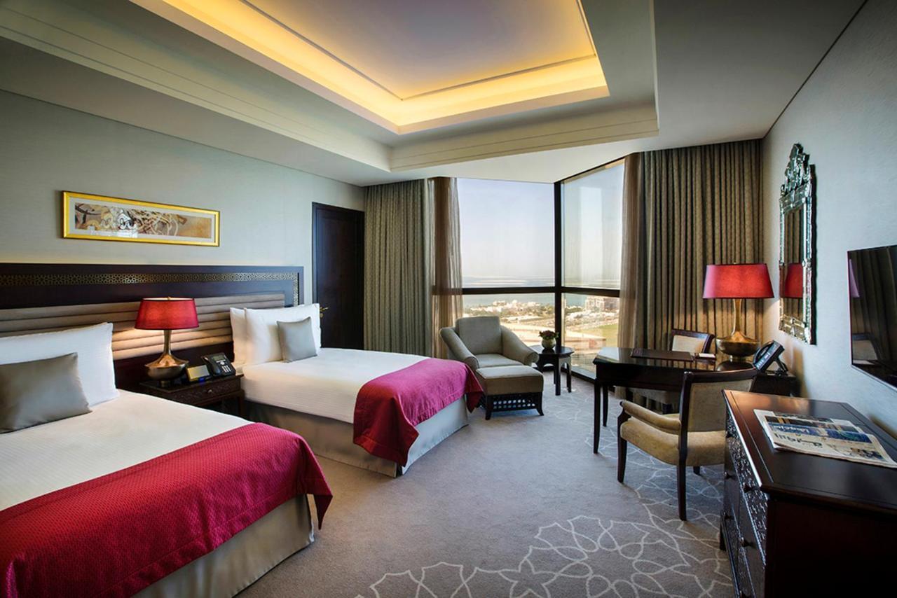 Bab Al Qasr Hotel Abu Dhabi Esterno foto Deluxe Room